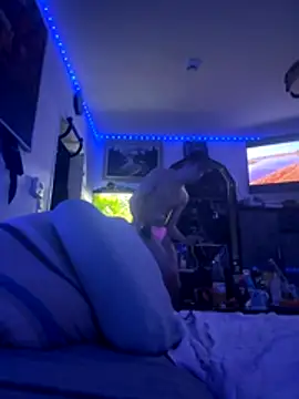 Toyjungee live sex cam