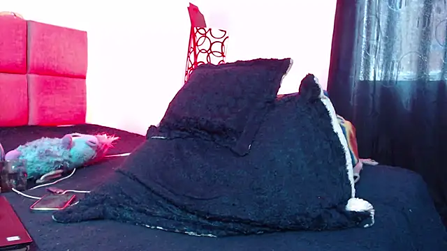 NaytonFreeman live sex cam