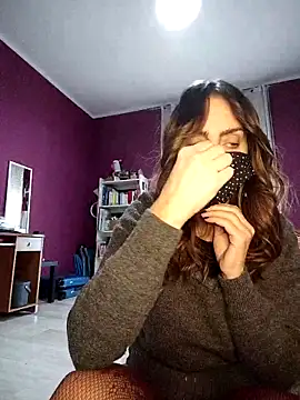 Akemi_rossi live sex cam