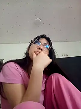 CoralSmit live sex cam