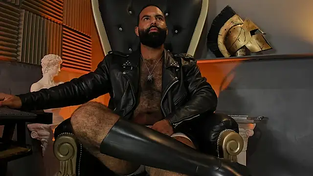 BeardAndrew live sex cam