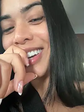 x-Maya-x live sex cam