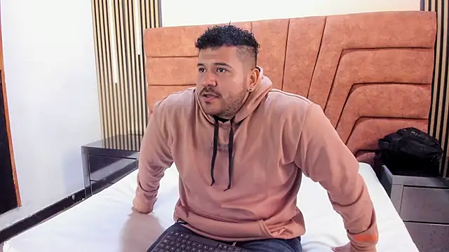 michael_hill1 live sex cam