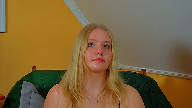 EmilyEvanse live sex cam