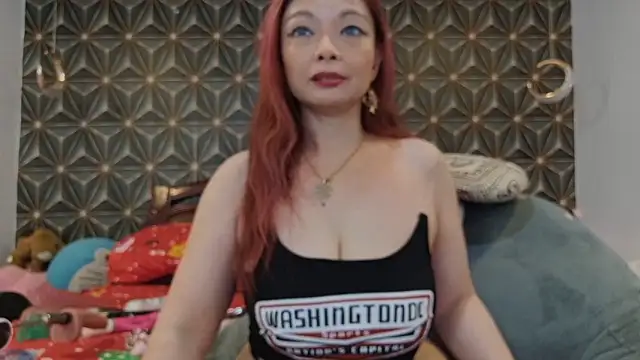 yummymeily live sex cam