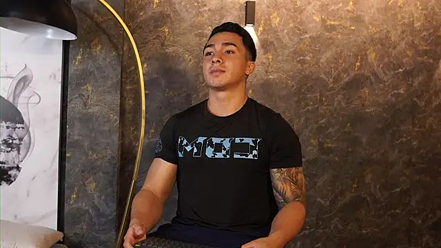 Ryan_Hunt live sex cam