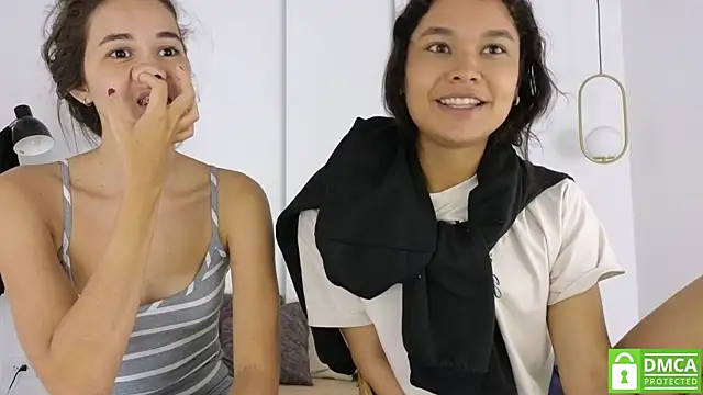 sexychanell_18's cam snapshot