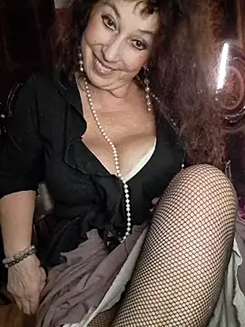 GypsyEsmeralda live sex cam