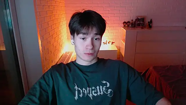 MarkusDean live sex cam