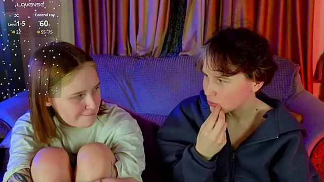 Girls_Fingers live sex cam