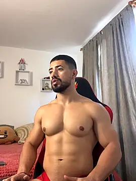 Ezzio_Scolaro live sex cam