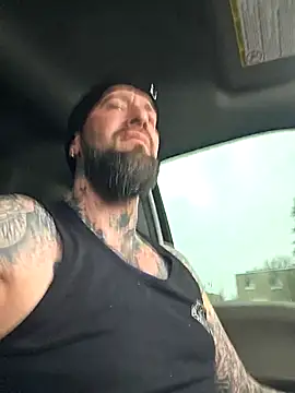 Beardedtattood live sex cam