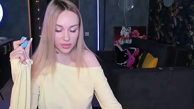 Blckmirrorr live sex cam