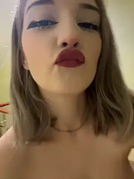 YunnaTyan's cam snapshot