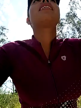 _andrea30 live sex cam