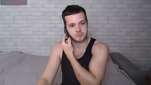 Alexxx_horny live sex cam