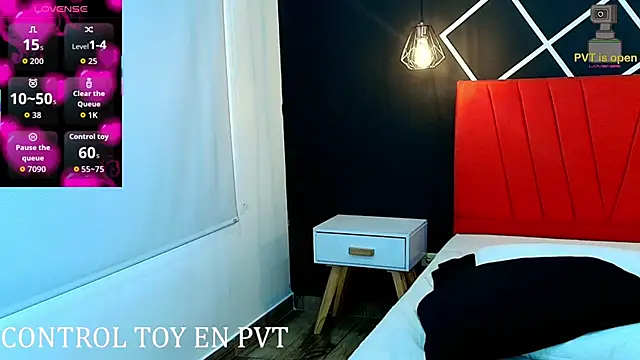 Logan_Chloe's cam snapshot