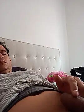 ChrisFloresP live sex cam