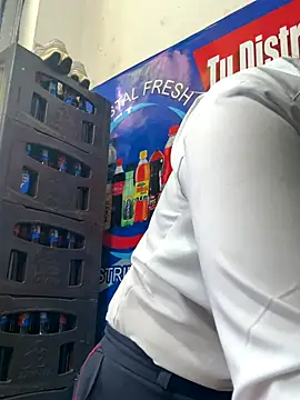 Alysson-- live sex cam