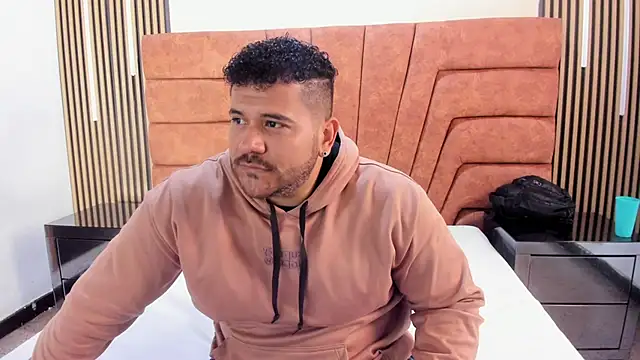 michael_hill1 live sex cam