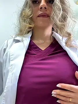 alicee16 live sex cam