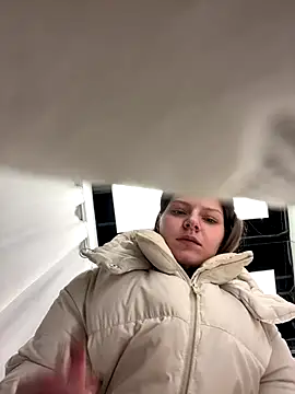 MaryHiggins live sex cam