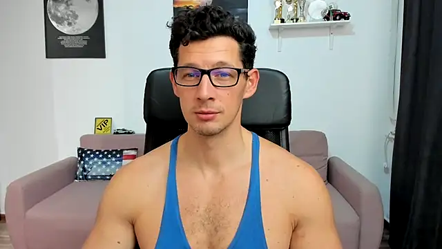 BrutusK08 live sex cam