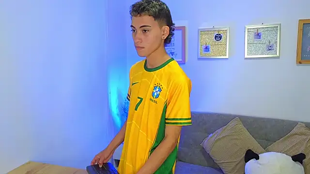 yulian_vasquez live sex cam