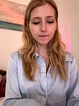 LunaRase live sex cam