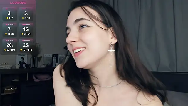 DracosMoon live sex cam