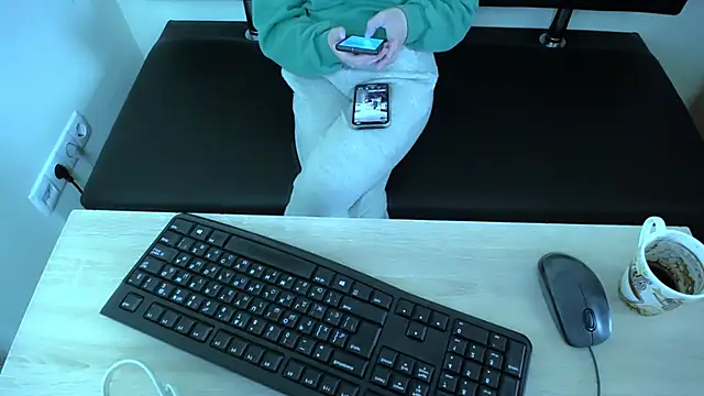 LaimaV_ live sex cam