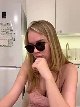 Little_Forest_ELF live sex cam