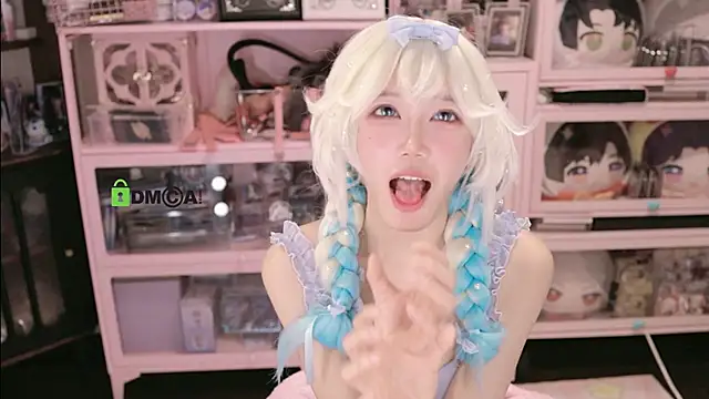 nide_xiaogou live sex cam