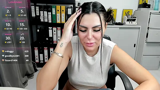 kilenyapatrice live sex cam