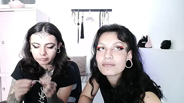 _onthary_6's cam snapshot