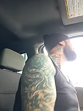 Beardedtattood live sex cam