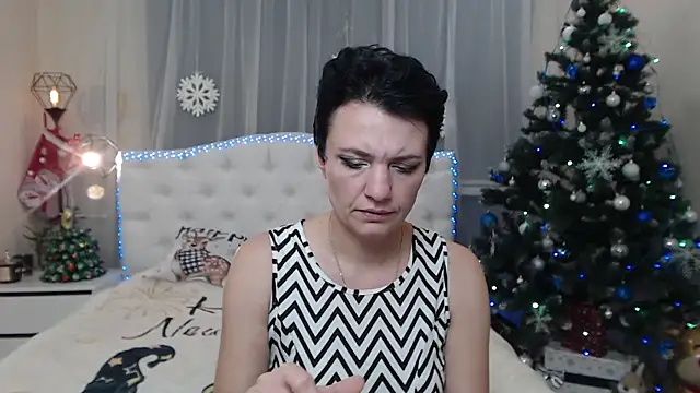 AvaSaturnian live sex cam