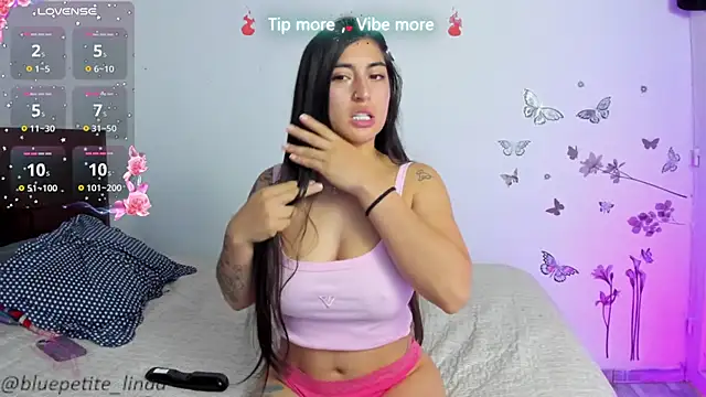 Blue_Petite live sex cam