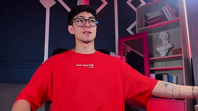 etham_wolf_ live sex cam