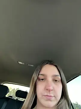 DoriDeluxe66 live sex cam