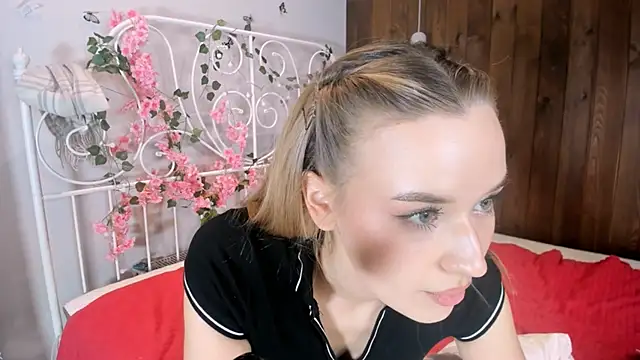 KristleKirst live sex cam