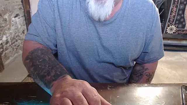 Newfiesausage1972 live sex cam