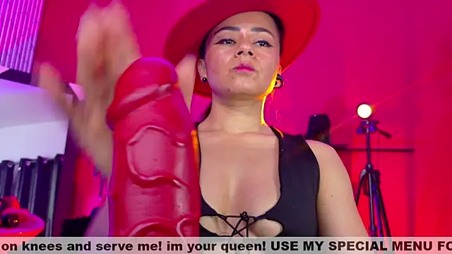 MistressSlut1 live sex cam