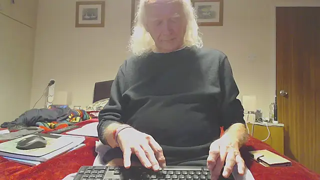 WaverlyKernow live sex cam