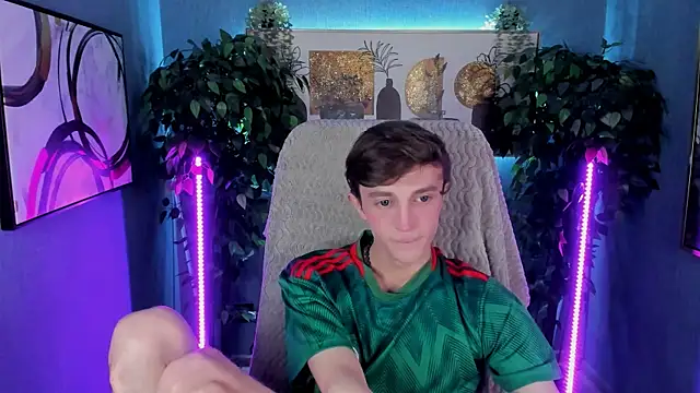 John_Weasley live sex cam