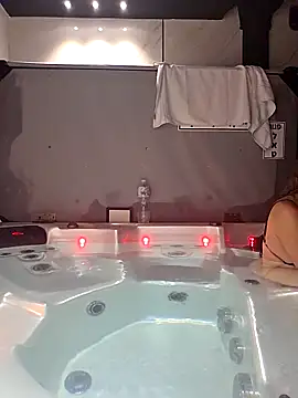 husbandandwifetobe's web cam