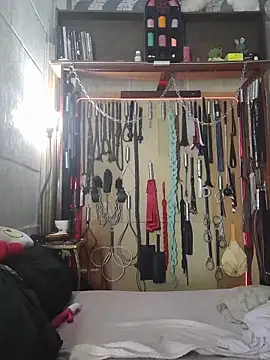 Sw_Mahnenwolf live sex cam