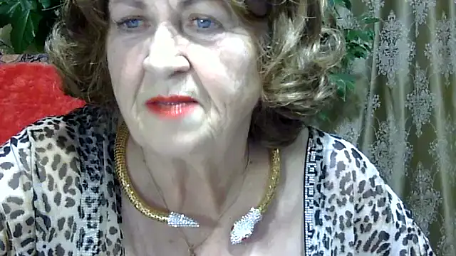 Emma52610 live sex cam