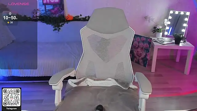 Akemila live sex cam