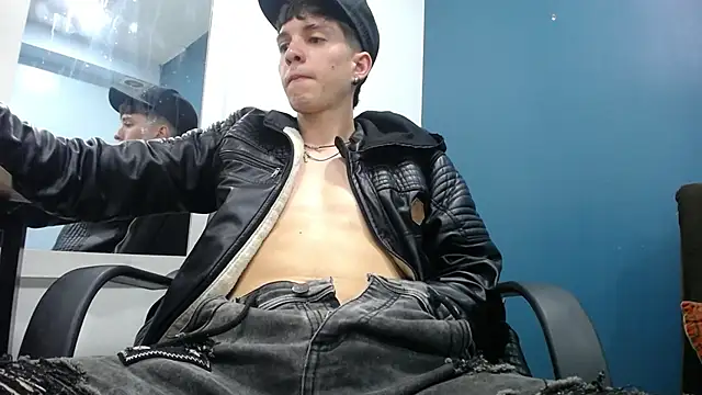 Jheampiiero live sex cam